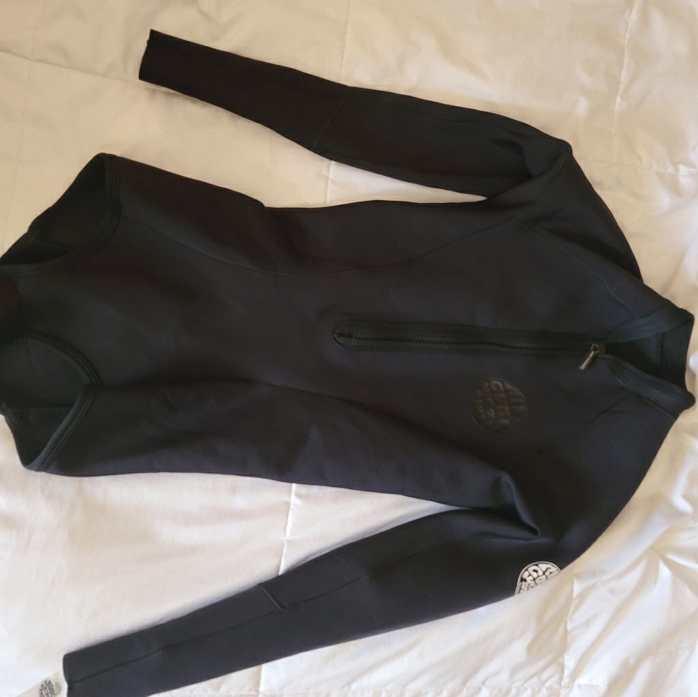 Like new rip curl wetsuit